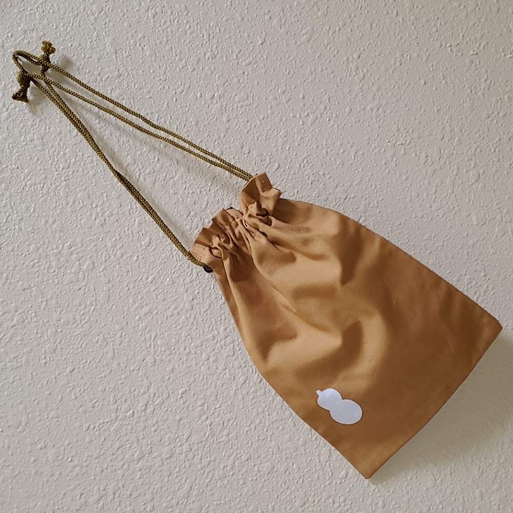 Quality Cloth Drawstring Bag - Picture 2 of 3